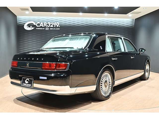 トヨタ センチュリー　ハイブリッド ５．０ R1年 () 99