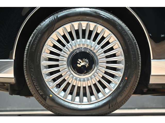 トヨタ センチュリー　ハイブリッド ５．０ R1年 () 99
