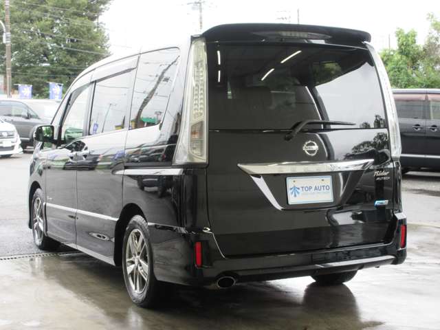 日産 セレナ ２．０ ライダー ブラックライン Ｓ－ＨＹＢＲＩＤ H25年 (関東) 99