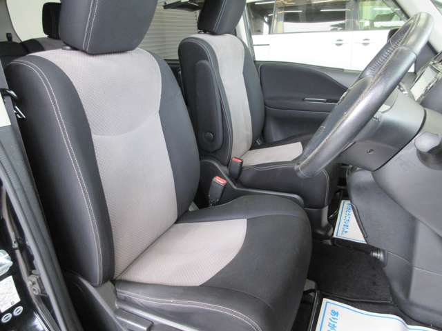日産 セレナ ２．０ ライダー ブラックライン Ｓ－ＨＹＢＲＩＤ H25年 (関東) 99