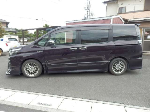 トヨタ ヴォクシー １．８ ハイブリッド ＺＳ 煌 H30年 (関東) 99