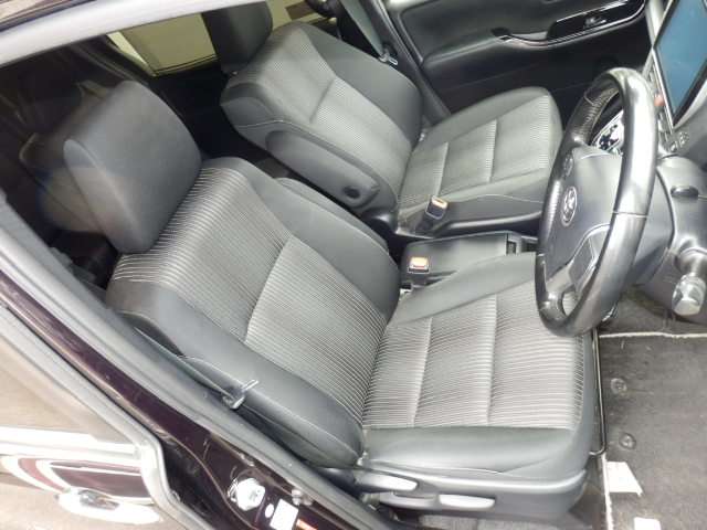 トヨタ ヴォクシー １．８ ハイブリッド ＺＳ 煌 H30年 (関東) 99