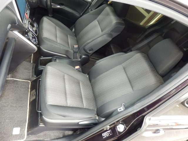 トヨタ ヴォクシー １．８ ハイブリッド ＺＳ 煌 H30年 (関東) 99