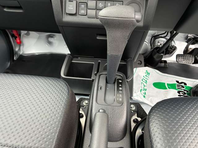 ダイハツ ハイゼットトラック ６６０ スタンダード ３方開 ４ＷＤ R8年 (甲信越・北陸) 99
