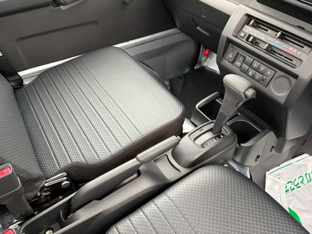 ダイハツ ハイゼットトラック ６６０ スタンダード ３方開 ４ＷＤ R8年 (甲信越・北陸) 99