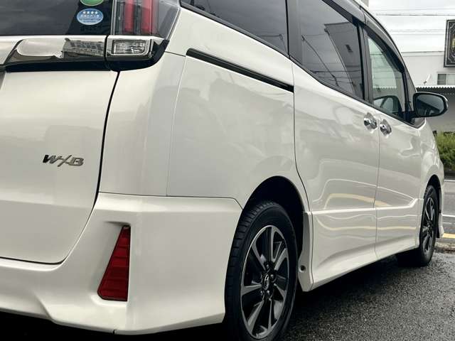 トヨタ ノア ２．０ ＳＩ ＷＸＢ H30年 (近畿) 99