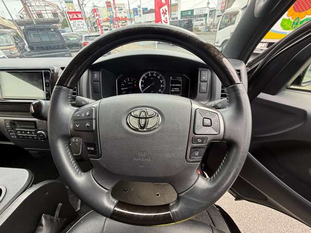 トヨタ ハイエースバン ２．８ スーパーＧＬ ダークプライムＩＩワイド ミドルルーフ ロングボディ ディーゼルターボ R5年 (近畿) 99