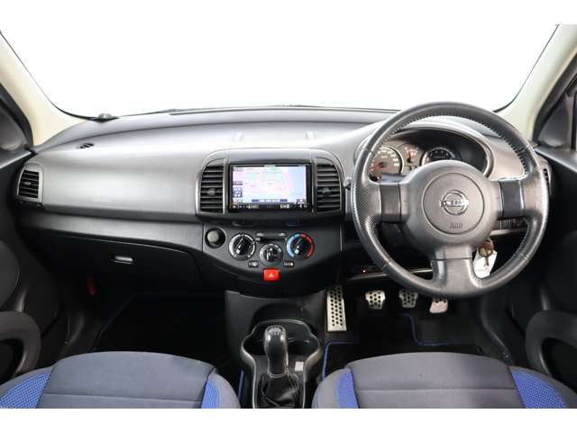 日産 マーチ １．２ １２ＳＲ H20年 (近畿) 99