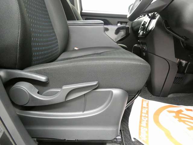 トヨタ ルーミー １．０ Ｇ ４ＷＤ R5年 (東北) 99