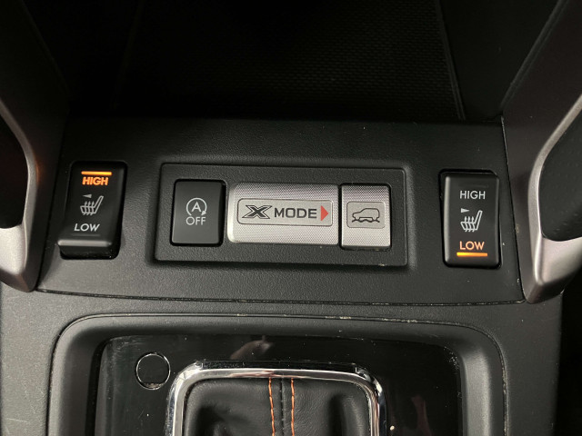 スバル フォレスター ２．０ エックスブレイク カラーアクセント仕様 ４ＷＤ H30年 (近畿) 99
