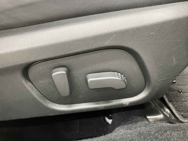 スバル フォレスター ２．０ エックスブレイク カラーアクセント仕様 ４ＷＤ H30年 (近畿) 99