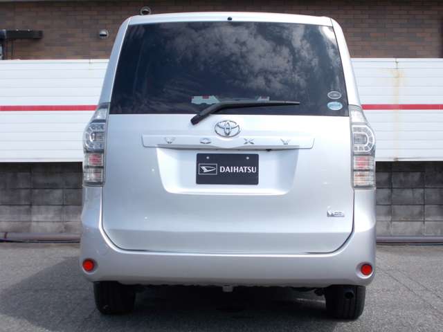 トヨタ ヴォクシー ２．０ Ｘ Ｌエディション H23年 (近畿) 99