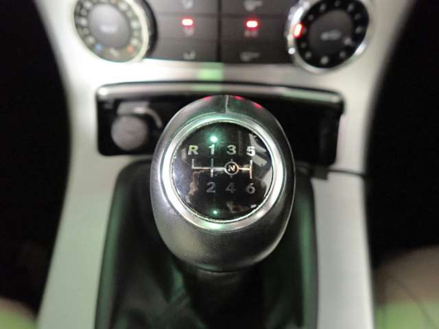 メルセデスベンツ ＳＬＫクラス ＳＬＫ２００ ＭＴ ＡＭＧスポーツパッケージ H25年 (近畿) 99
