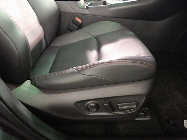 トヨタ ＲＡＶ４　ＰＨＶ ２．５ Ｇ Ｚ Ｅ－ＦＯＵＲ ４ＷＤ R3年 (近畿) 99