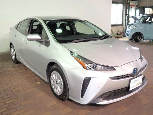 トヨタ プリウス １．８ Ｓ R3年 () 99