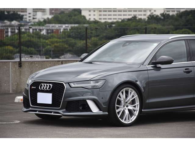アウディ ＲＳ６　アバント パフォーマンス ４ＷＤ H29年 (関東) 99