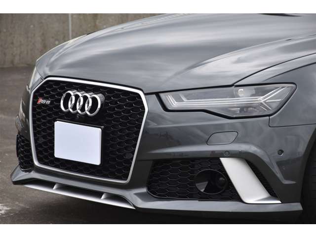 アウディ ＲＳ６　アバント パフォーマンス ４ＷＤ H29年 (関東) 99