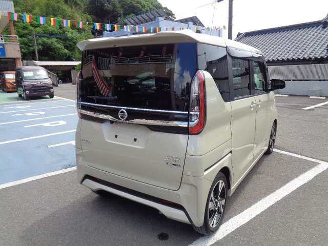 日産 ルークス ６６０ ハイウェイスターＧターボ プロパイロット エディション R4年 (九州・沖縄) 99