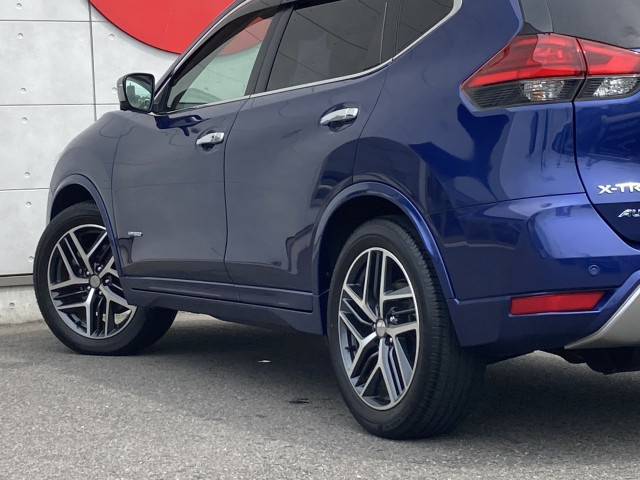 日産 エクストレイル　ハイブリッド ２．０ ＡＵＴＥＣＨ Ｉパッケージ ハイブリッド ４ＷＤ R1年 () 99