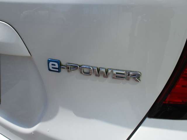 日産 ノート １．２ Ｅ－ＰＯＷＥＲ Ｘ H30年 () 99