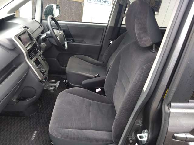 トヨタ ノア ２．０ Ｘ Ｌセレクション ４ＷＤ H21年 (東北) 99