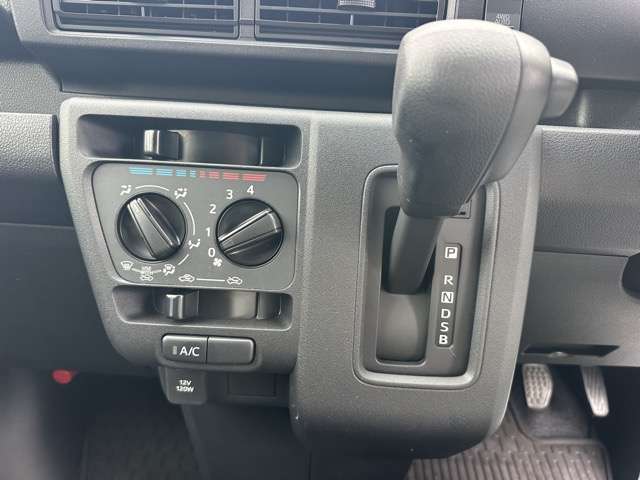 ダイハツ ハイゼットバン ６６０ Ｇ ４ＷＤ R6年 () 99