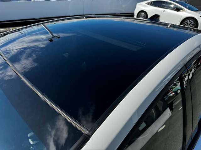 トヨタ プリウス ２．０ Ｚ R5年 () 99