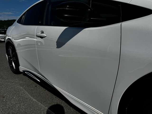 トヨタ プリウス ２．０ Ｚ R5年 () 99