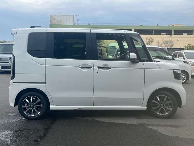 ホンダ Ｎ　ＢＯＸ カスタム ６６０ R8年 (近畿) 99