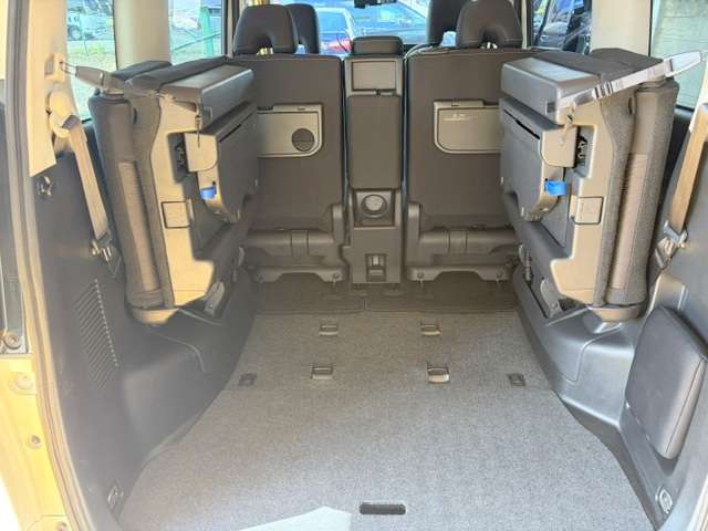 日産 セレナ ２．０ ハイウェイスター H29年 (関東) 99