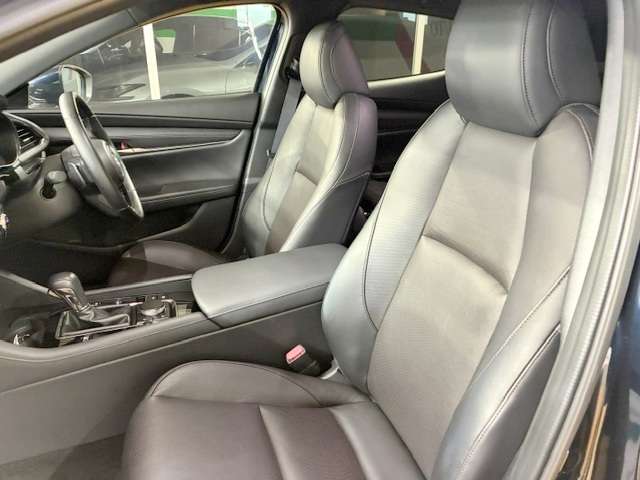 マツダ ＭＡＺＤＡ３　ファストバック ２．０ ２０Ｓ Ｌパッケージ R4年 (関東) 99
