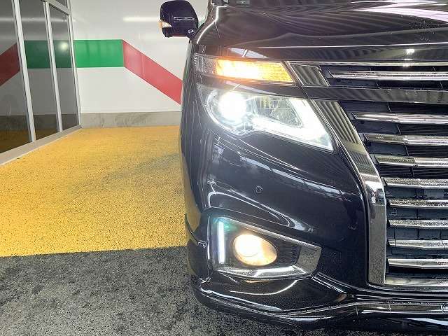 日産 エルグランド ２．５ ２５０ハイウェイスター プレミアム アーバンクロム H28年 (関東) 99