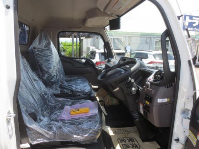 三菱フソウ キャンター ３．５Ｔ R8年 () 99