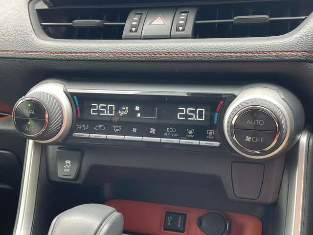トヨタ ＲＡＶ４ ２．０ アドベンチャー ４ＷＤ R2年 () 99
