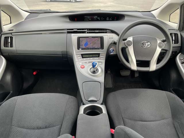 トヨタ プリウス １．８ Ｓ H25年 () 99