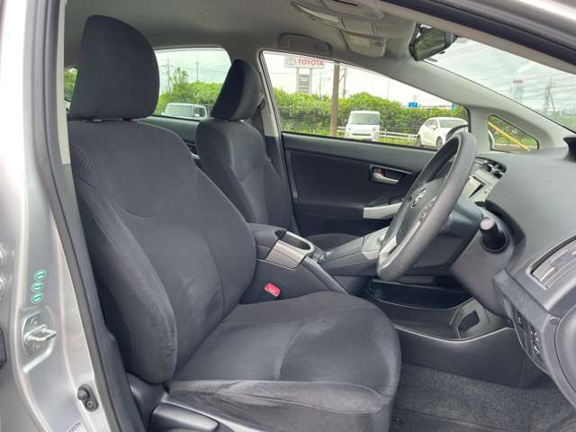 トヨタ プリウス １．８ Ｓ H25年 () 99