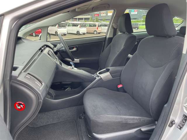 トヨタ プリウス １．８ Ｓ H25年 () 99