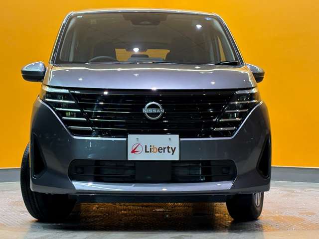 日産 セレナ ２．０ Ｘ R8年 (近畿) 99