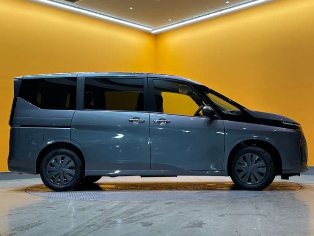 日産 セレナ ２．０ Ｘ R8年 (近畿) 99