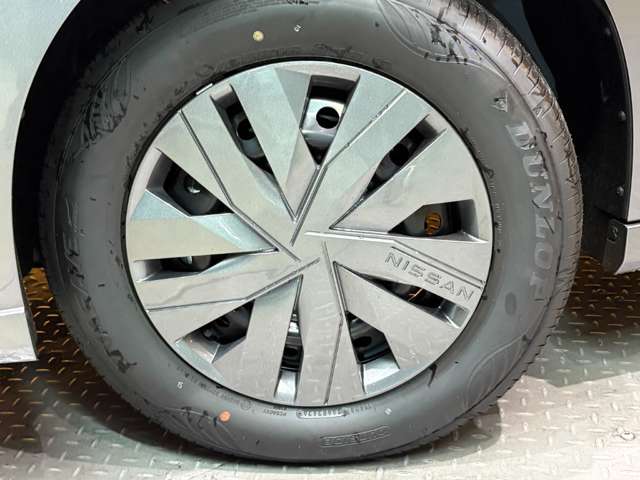 日産 セレナ ２．０ Ｘ R8年 (近畿) 99