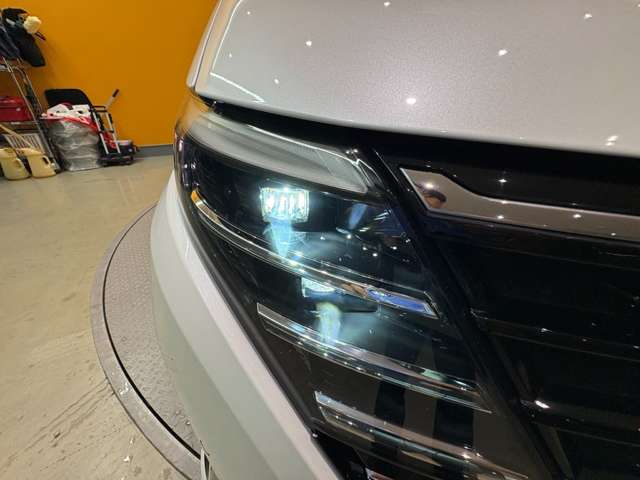 日産 セレナ ２．０ ハイウェイスターＶ R5年 (近畿) 99
