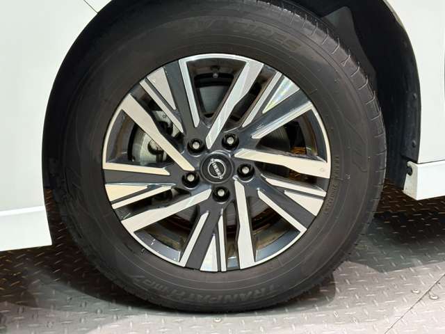 日産 セレナ ２．０ ハイウェイスターＶ R5年 (近畿) 99