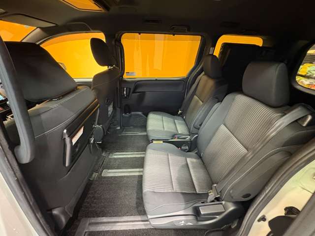 トヨタ ヴォクシー ２．０ ＺＳ 煌ＩＩ H30年 (近畿) 99