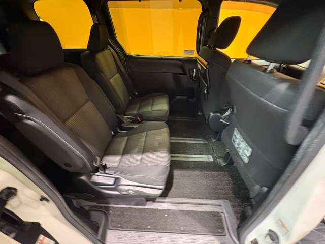 トヨタ ヴォクシー ２．０ ＺＳ 煌ＩＩ H30年 (近畿) 99