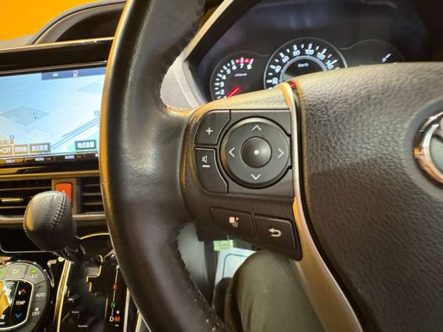 トヨタ ヴォクシー ２．０ ＺＳ 煌ＩＩ H30年 (近畿) 99
