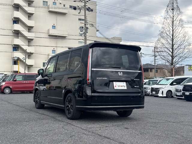 ホンダ ステップワゴン　ハイブリッド ２．０ Ｅ：ＨＥＶ スパーダ R8年 (近畿) 99