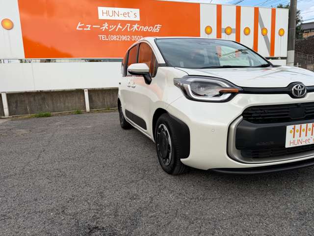 トヨタ シエンタ　ハイブリッド ハイブリッド １．５ Ｚ R4年 (中国) 99