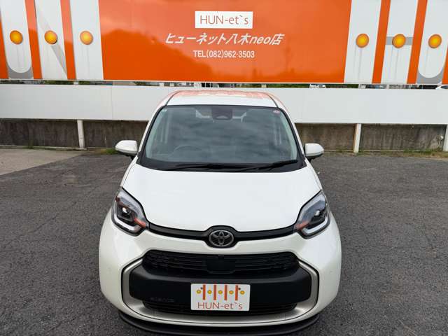 トヨタ シエンタ　ハイブリッド ハイブリッド １．５ Ｚ R4年 (中国) 99