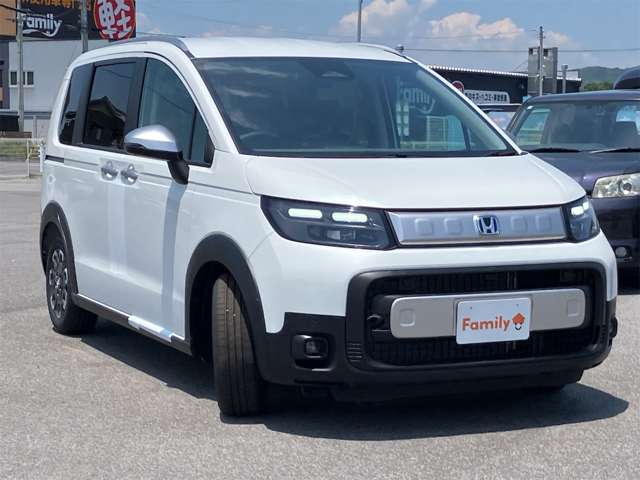 ホンダ フリード　ハイブリッド １．５ Ｅ：ＨＥＶ クロスター R8年 (東海) 99