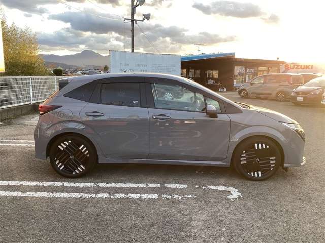 日産 ノートオーラ １．２ Ｇ レザーエディション R7年 (近畿) 99